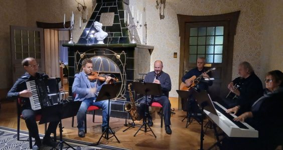 20251003_191920_080952_112804